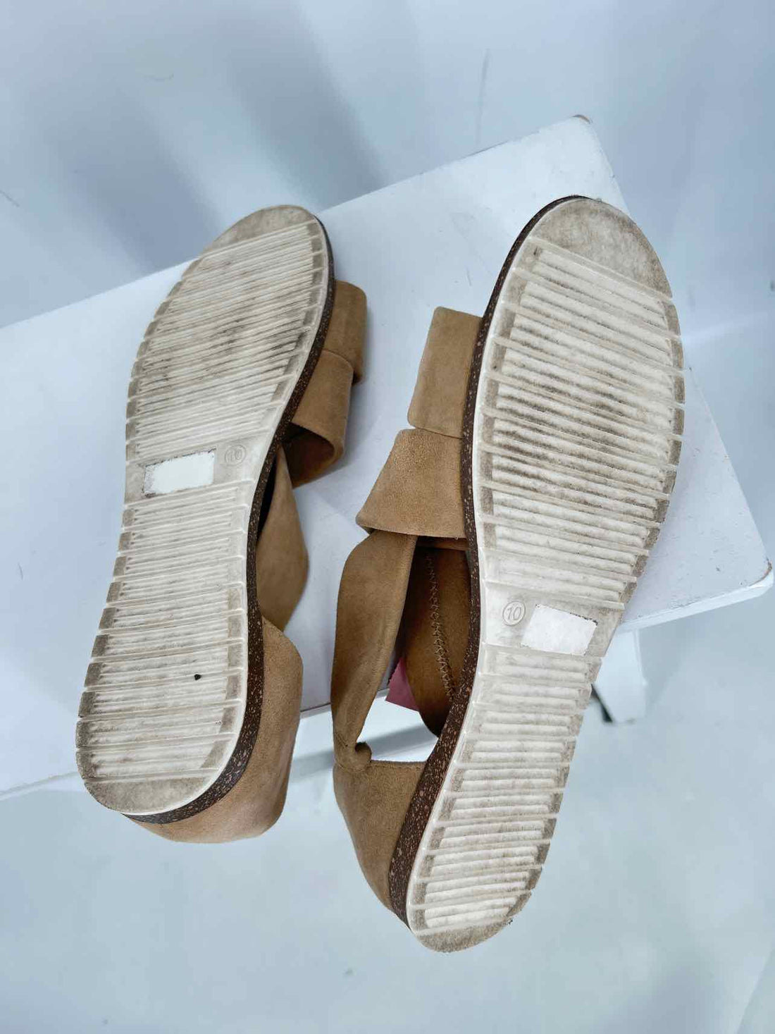 Joie Women Size 10 Tan Sandals