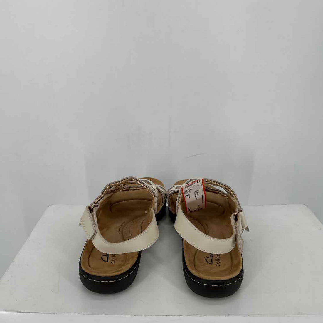 Clarks Women Size 8 Cream & Gold Sandals