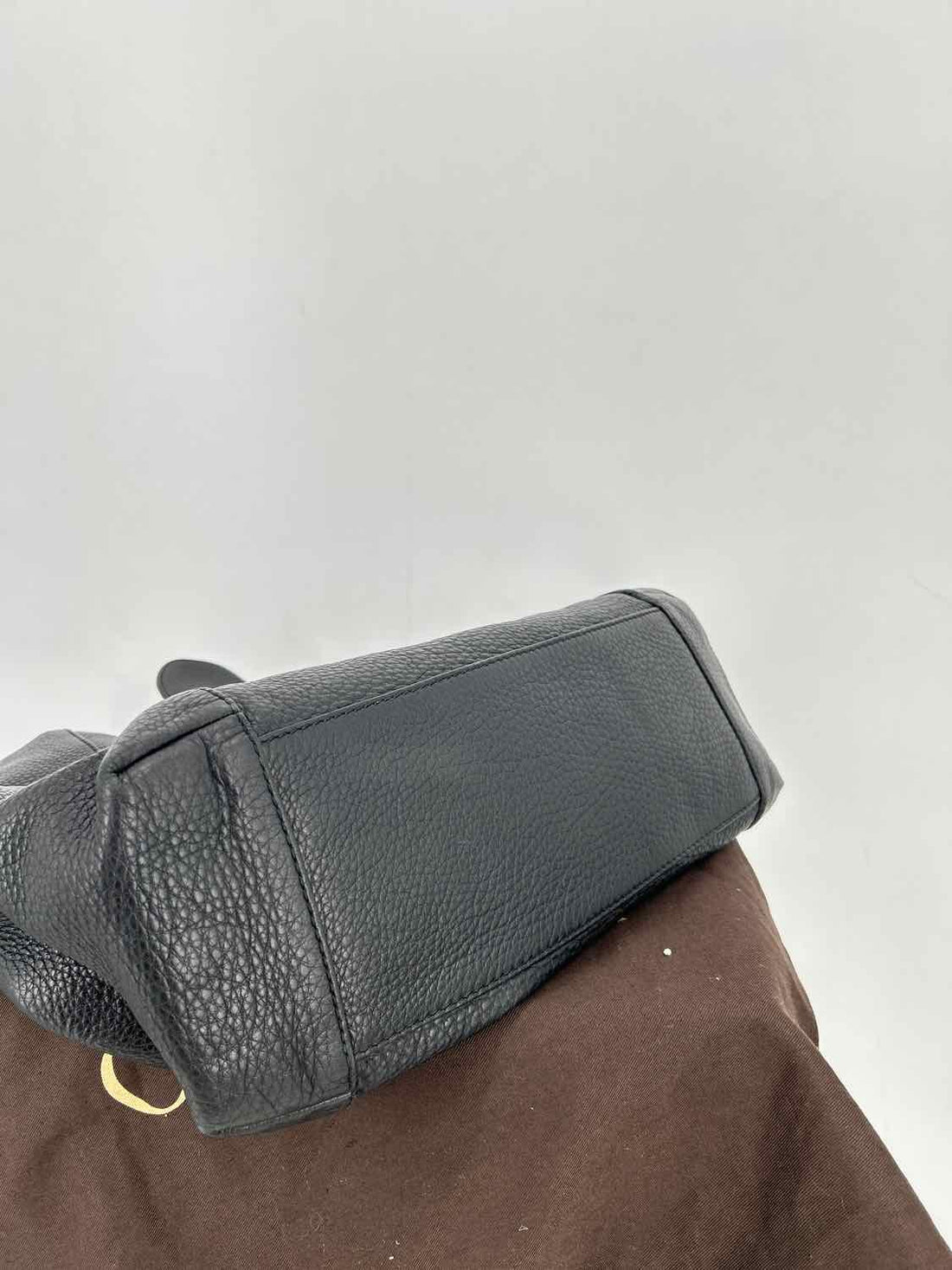 Gucci Black Pebbled Leather LUXURY
