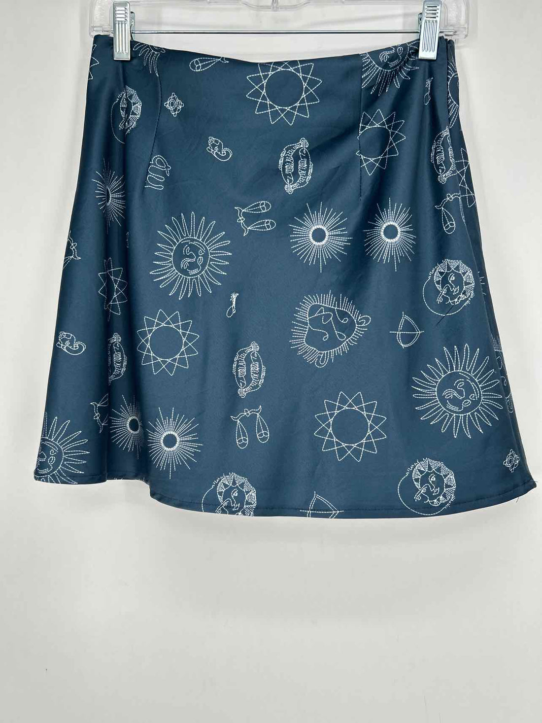 Princess Polly Size 6 Blue Print Skirts