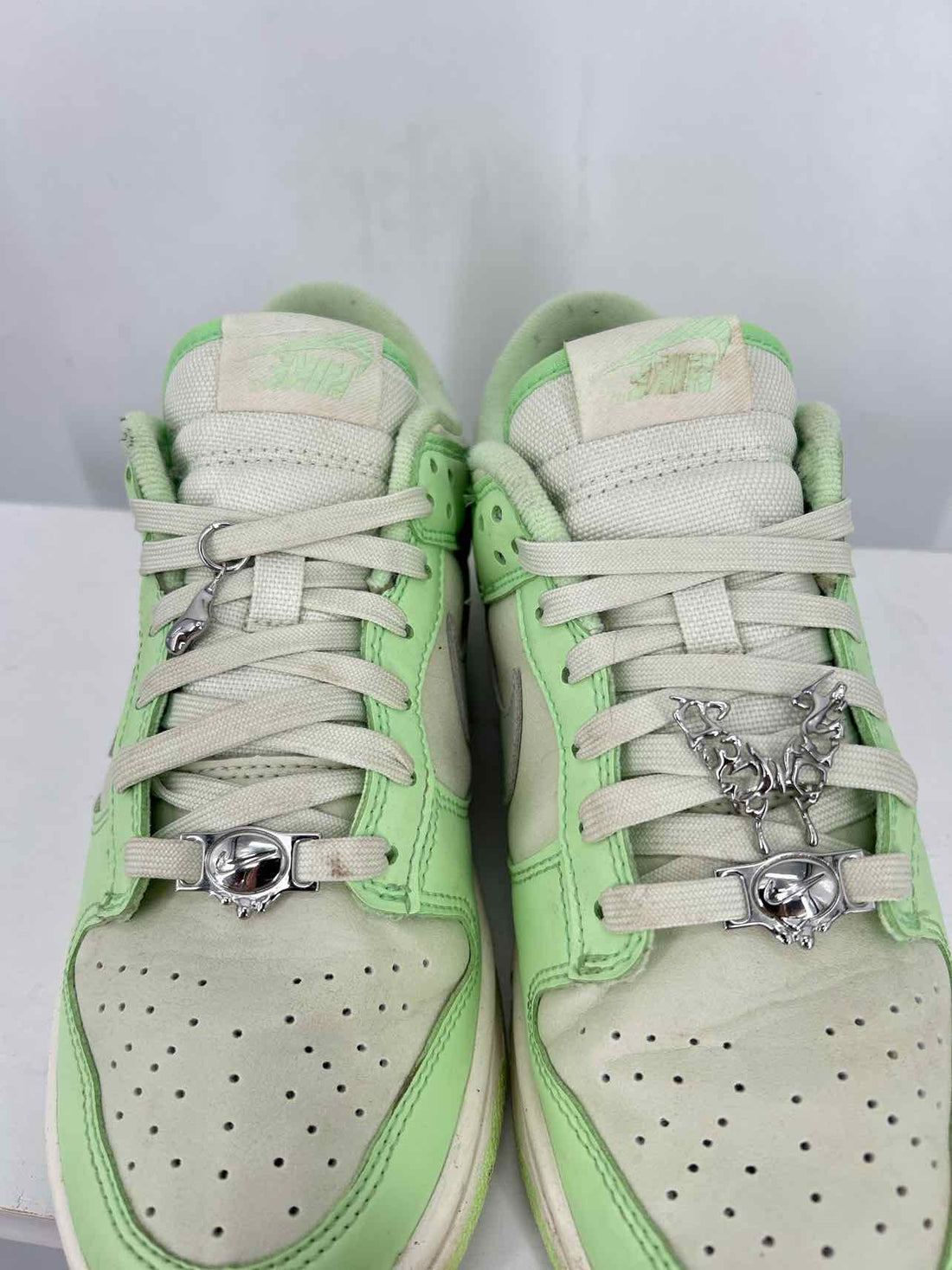 Nike Women Size 8.5 Light Green Sneakers