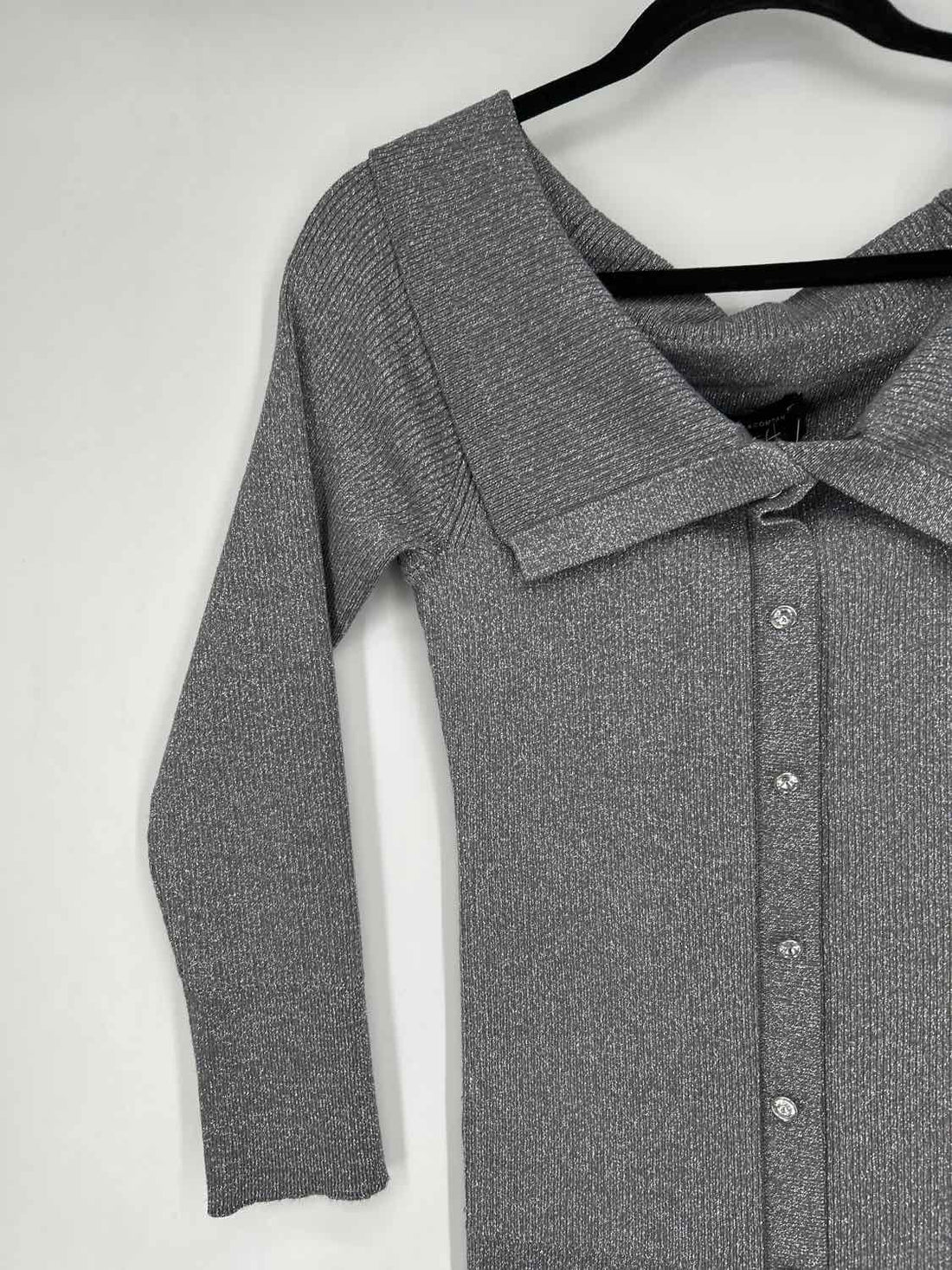 New York & Company M Silver Sweater NWT Holiday