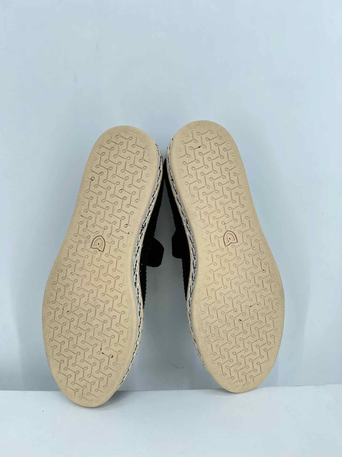 Rothys Women Size 8 Black Espadrilles Flats