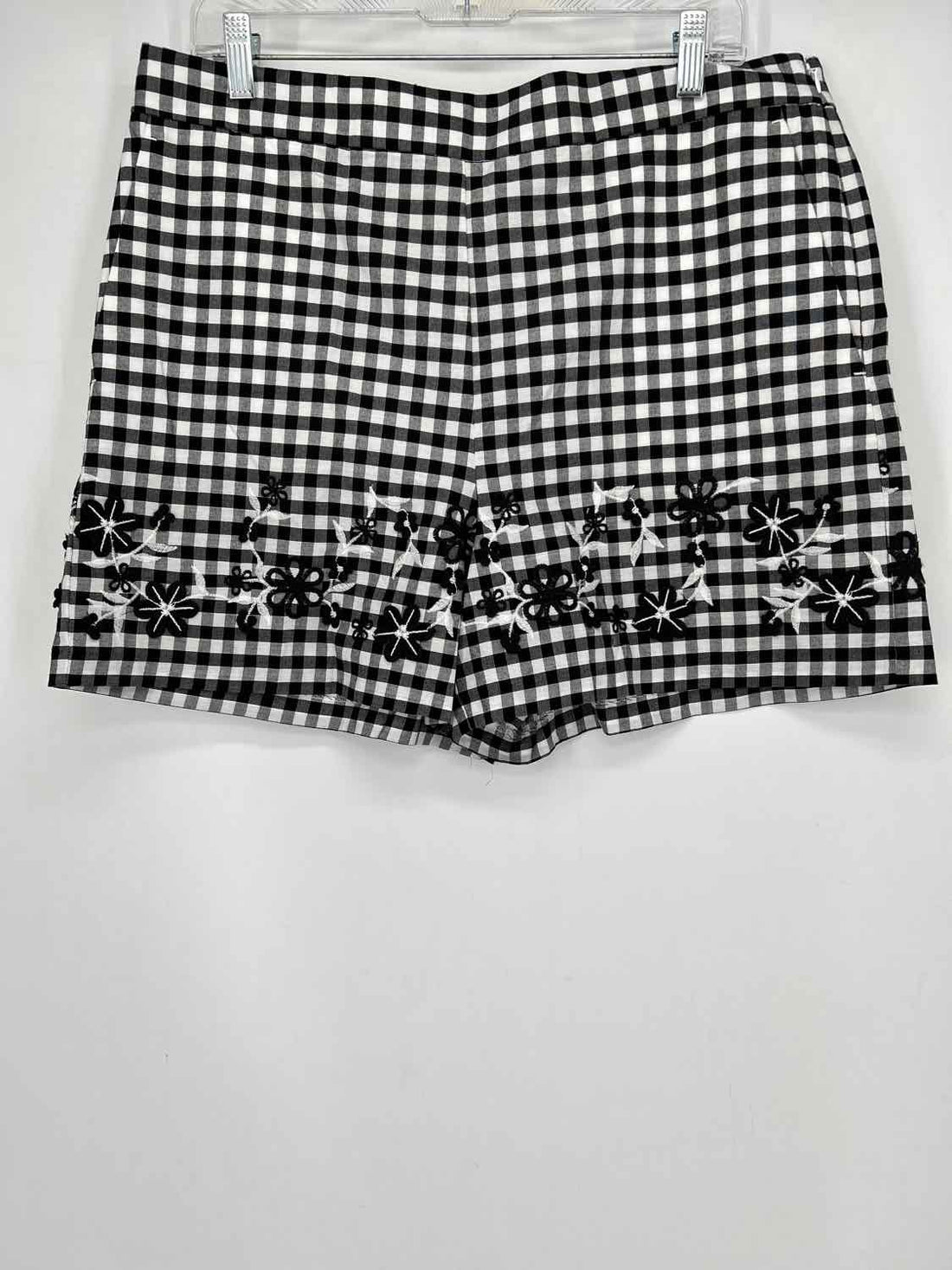 Ann Taylor Size 12 Checkered Embroidered NWT Shorts