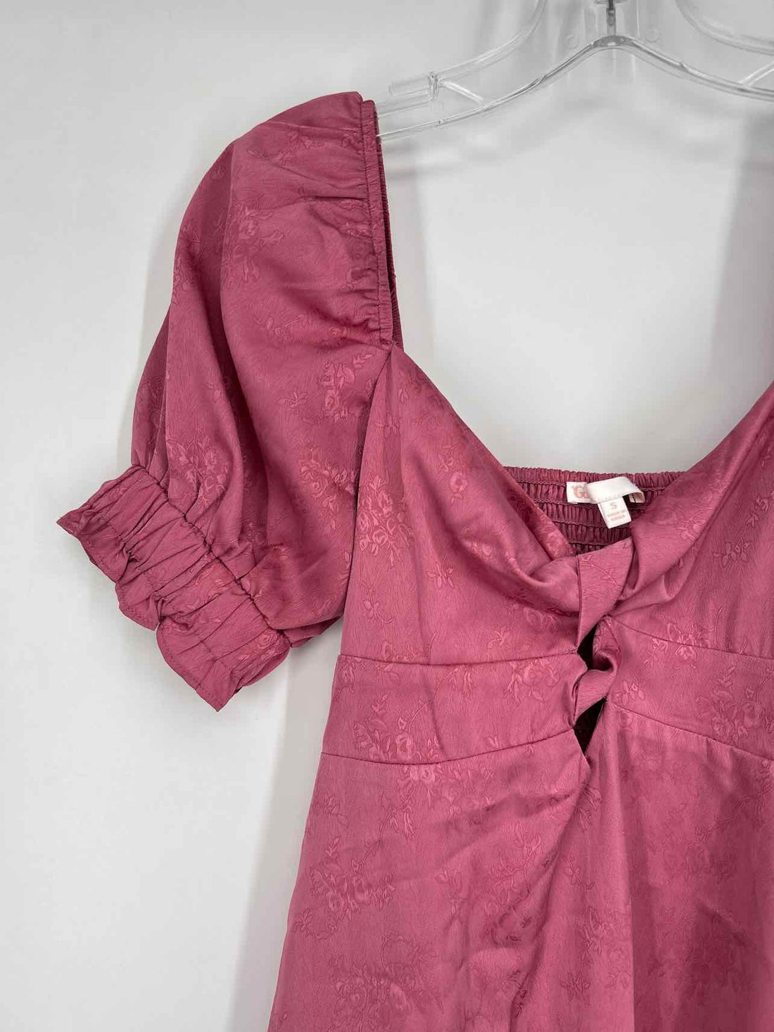 GB Size S Dark Pink Floral Short Sleeve Dress