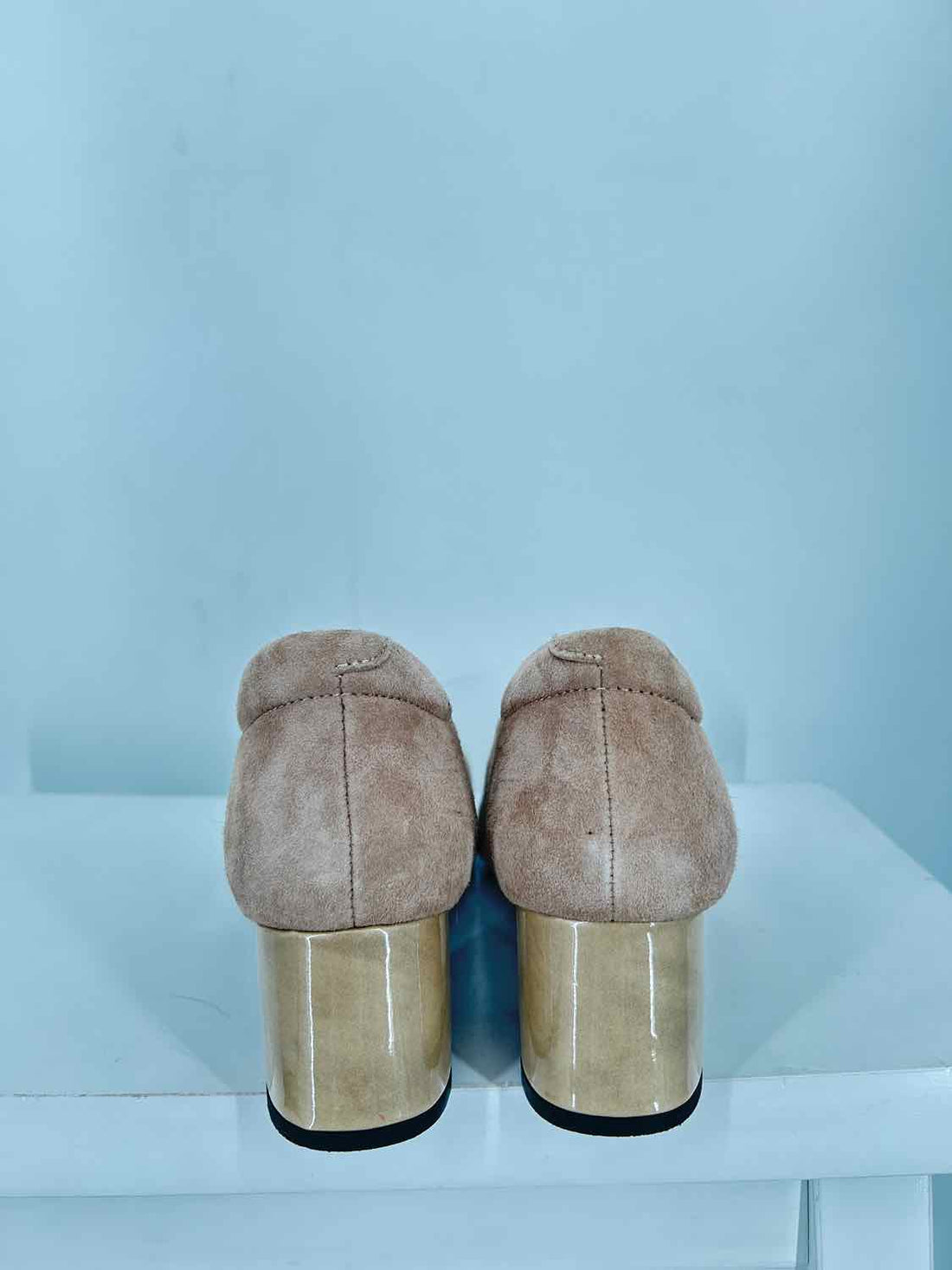 Bella Comforto Women Size 37.5 Tan Genuine Suede Heels
