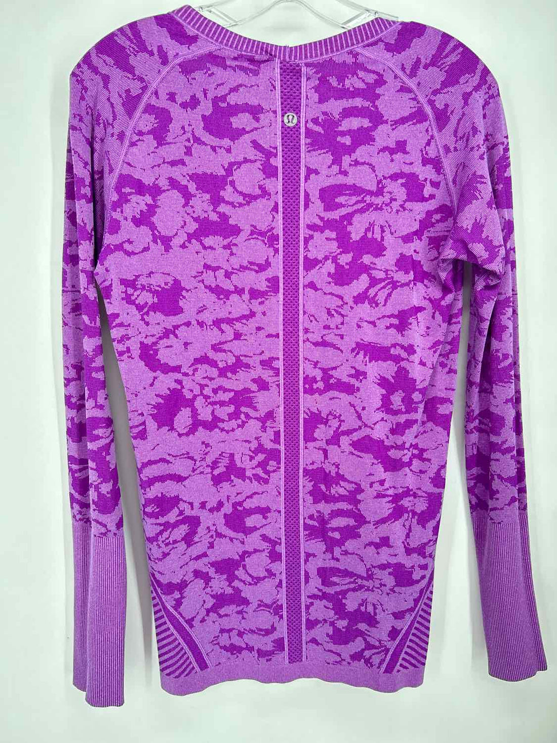 Lululemon Size 10 Purple Print Long Sleeve Active Tops