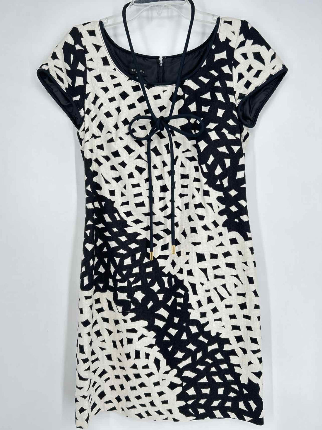 Talbots Size 2P Black & White Short Sleeve Dress