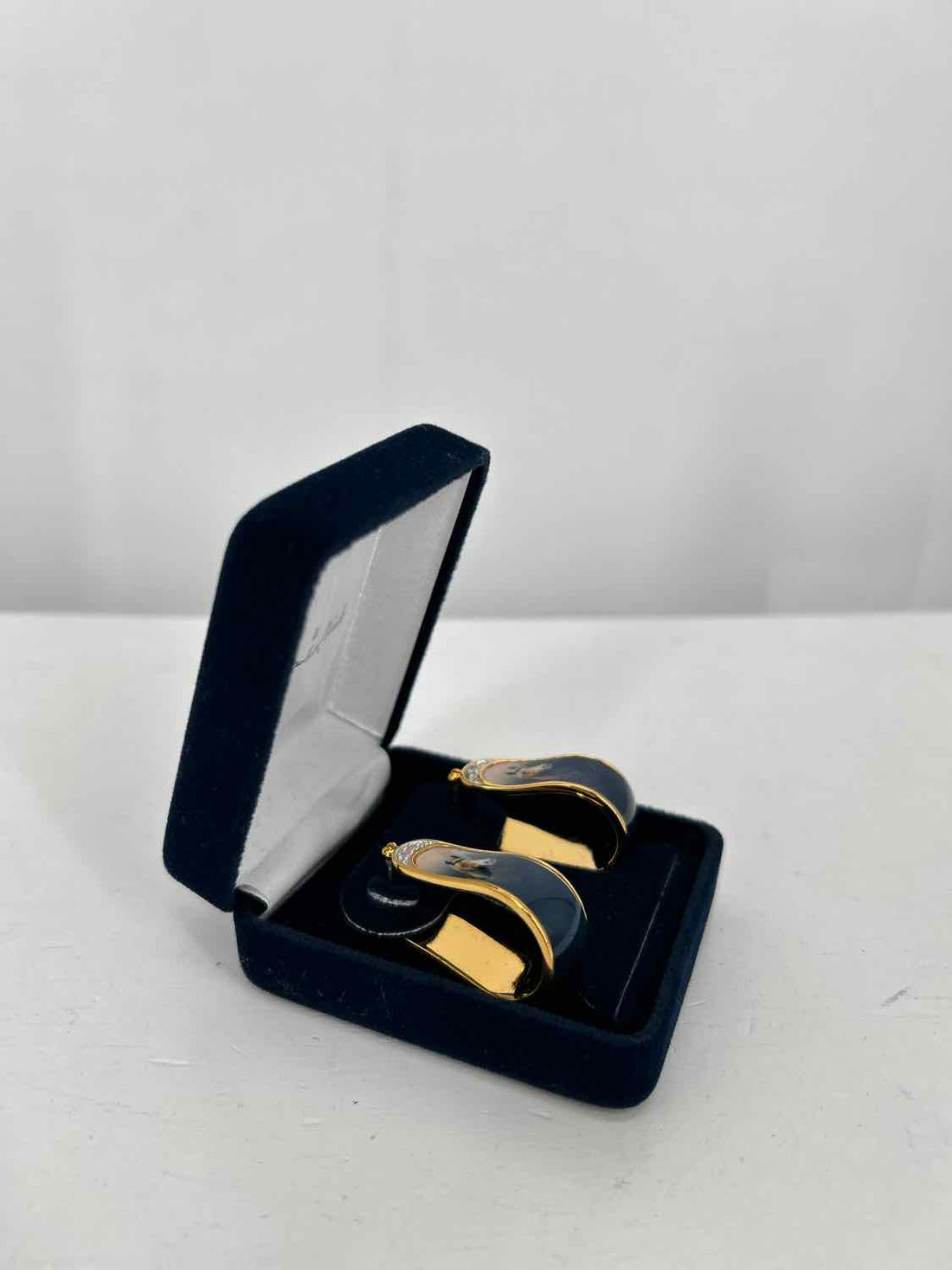 The Danbury Mint Enamel Rhinestone Blue Ombre Earrings