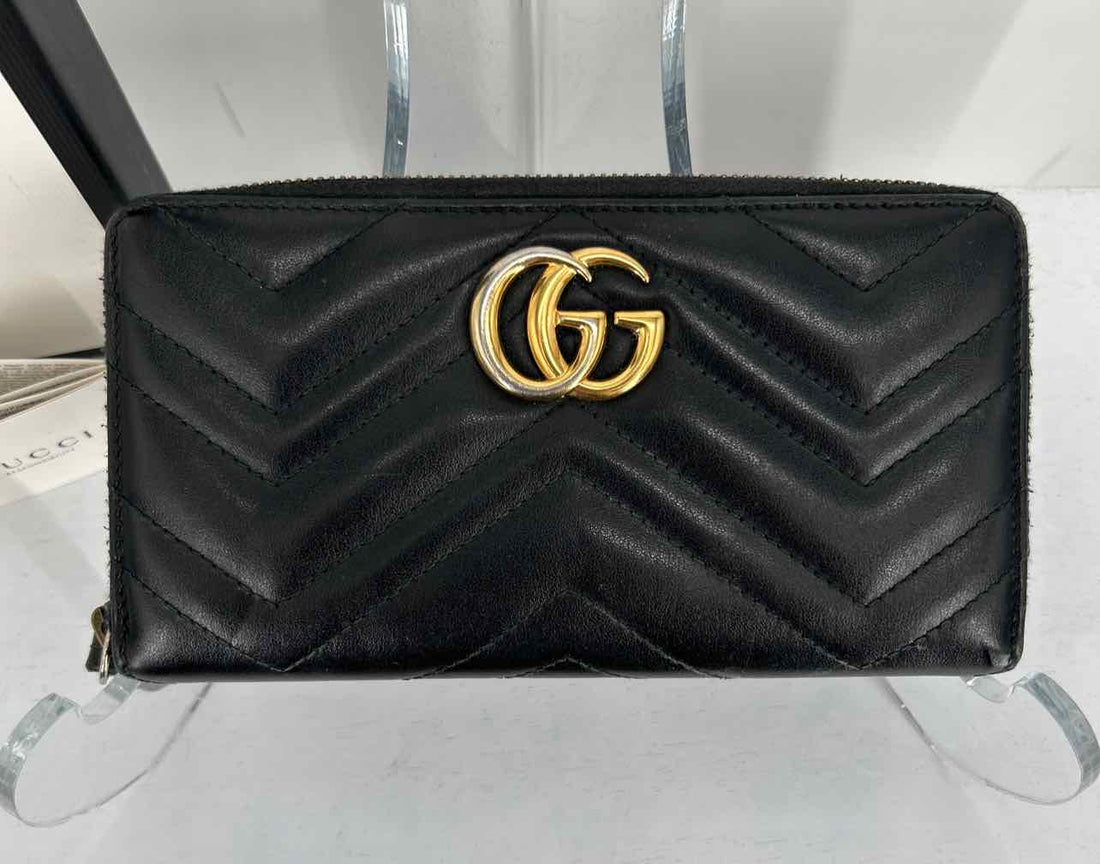 Gucci Black Calfskin Pre Owned LUXURY