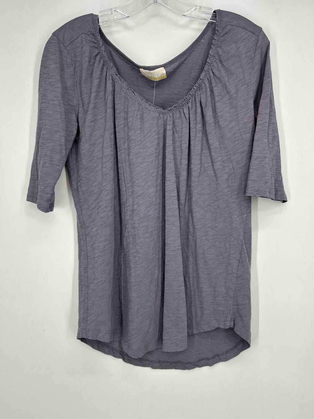 Ben and Lucia Size M Dusty Purple Short Sleeve
