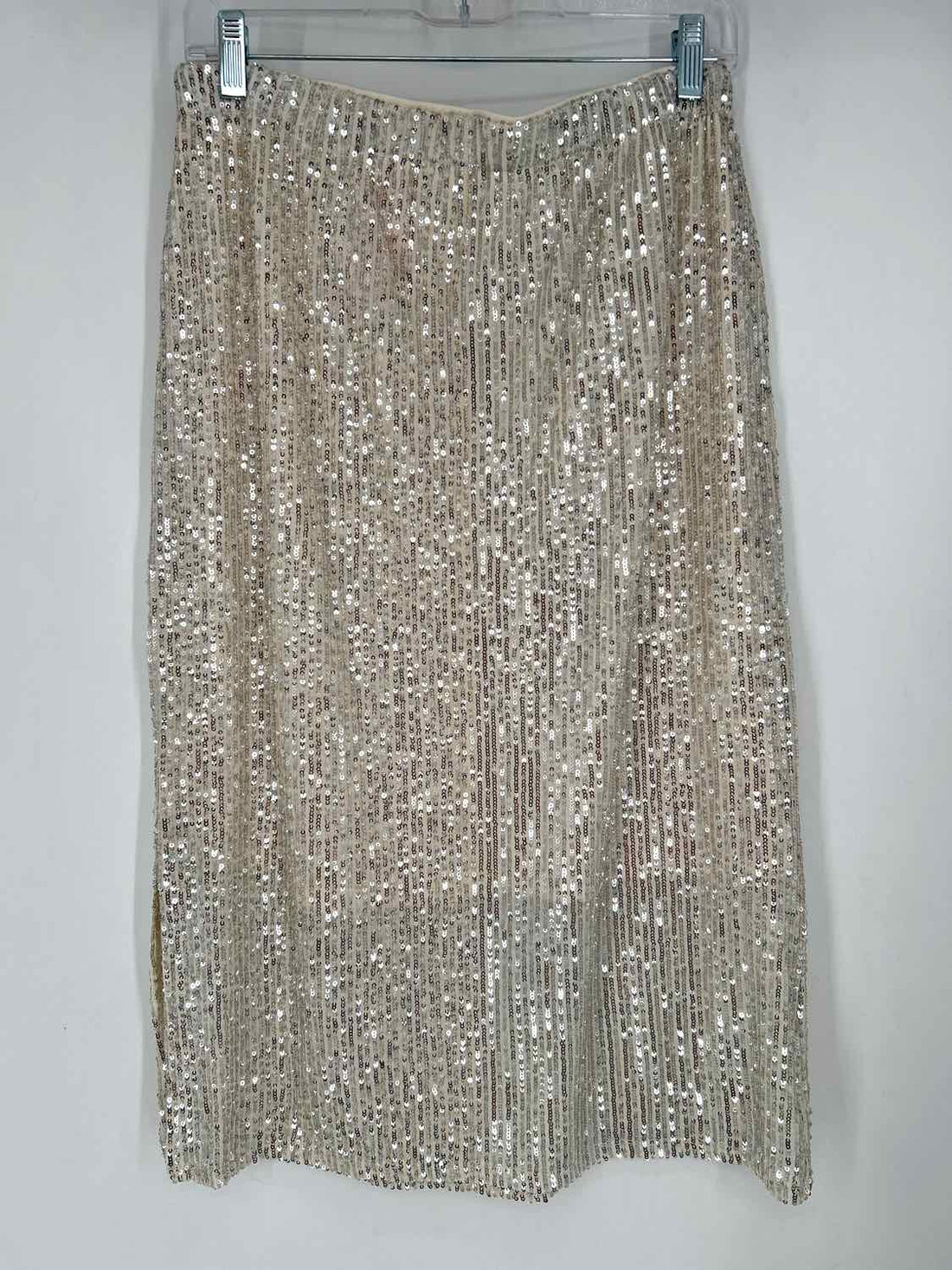 CeCe Size M White Sequined Skirts