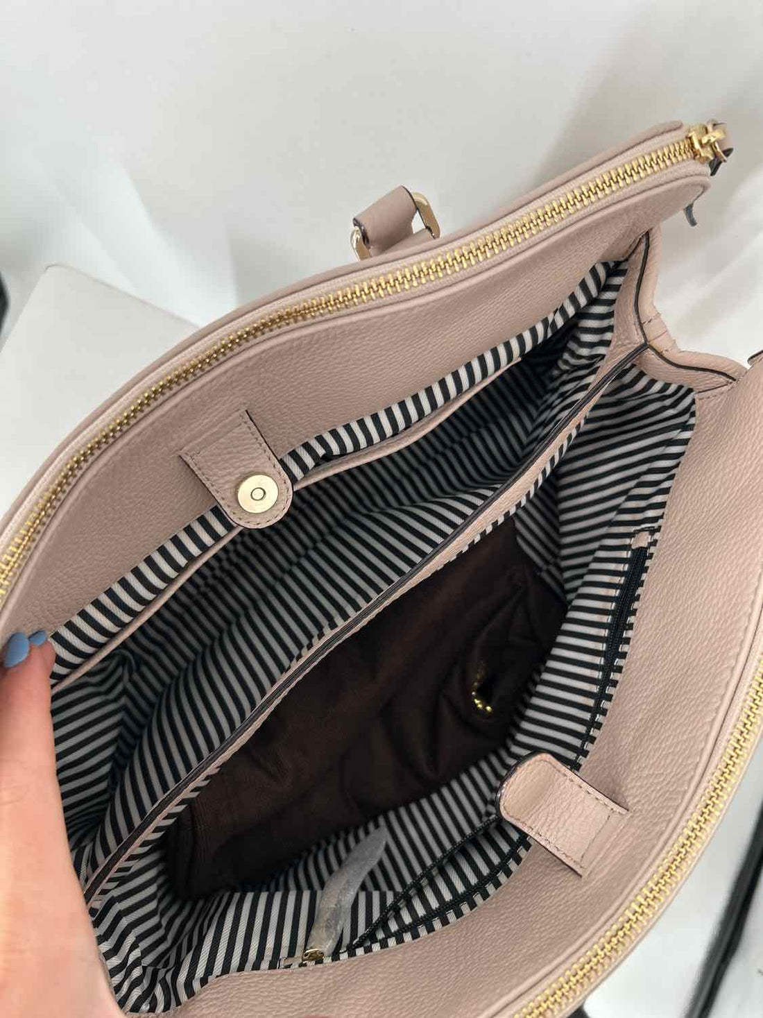 Kate Spade Cream Pebbled Leather Pre Owned Tote