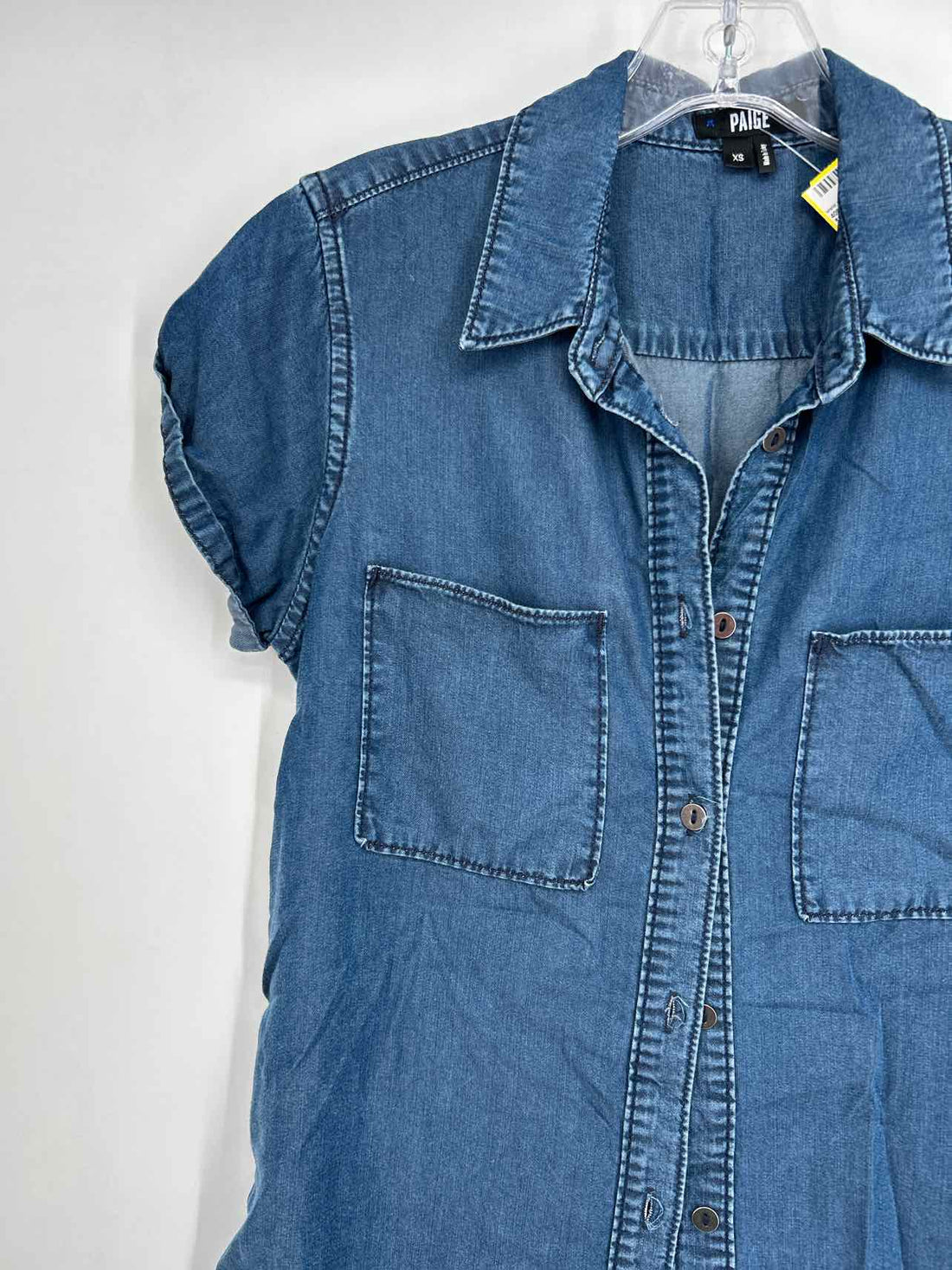 Paige Size XS Chambray Short Sleeve