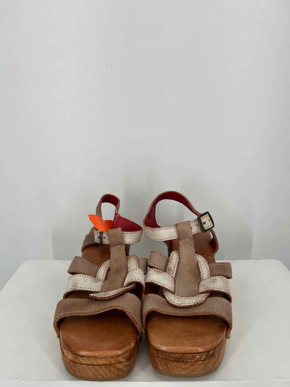 Bed Stu Women Size 9 Brown & White Wedges