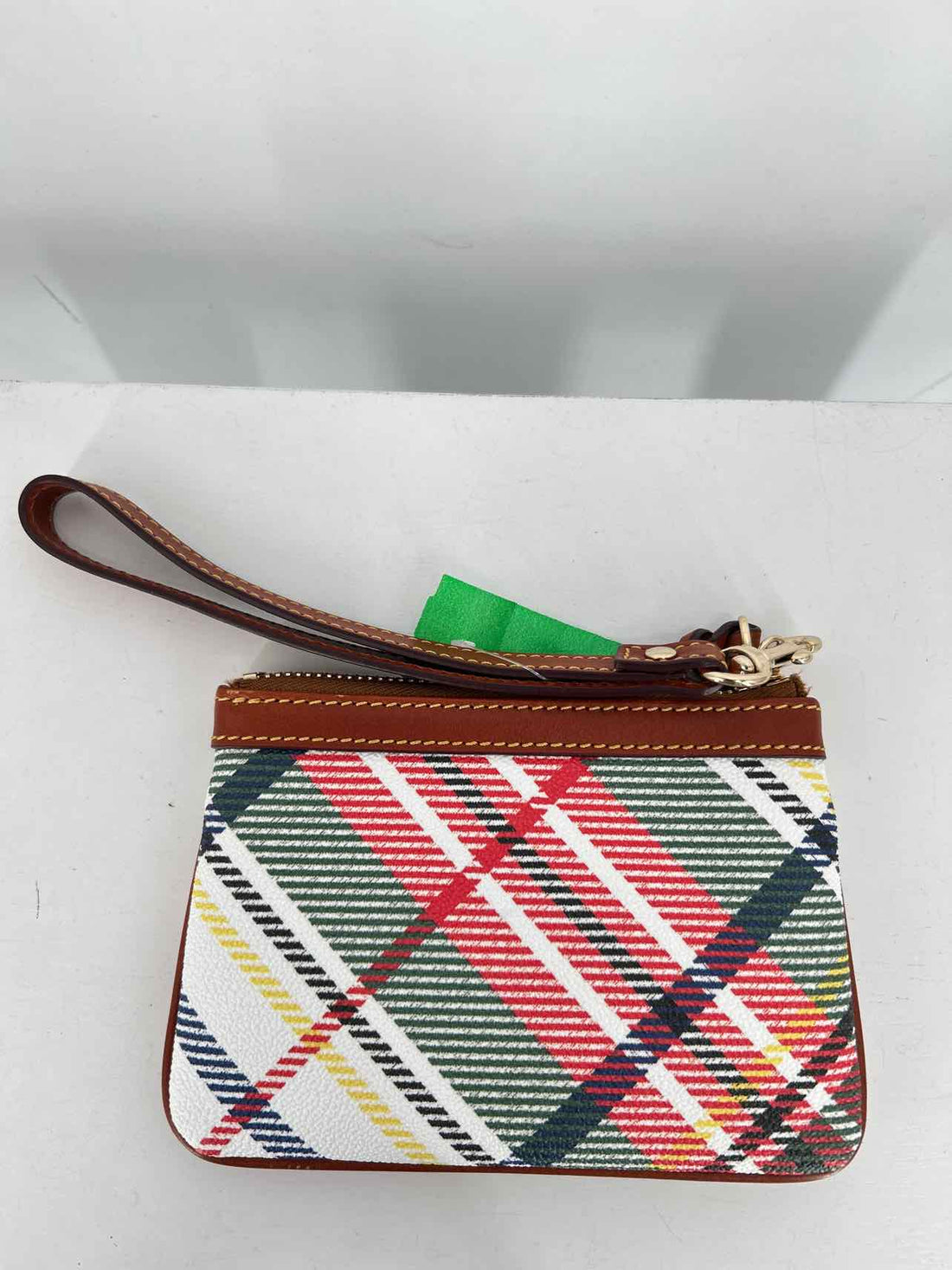 Dooney & Bourke White Plaid Leather Excellent Condition Clutch