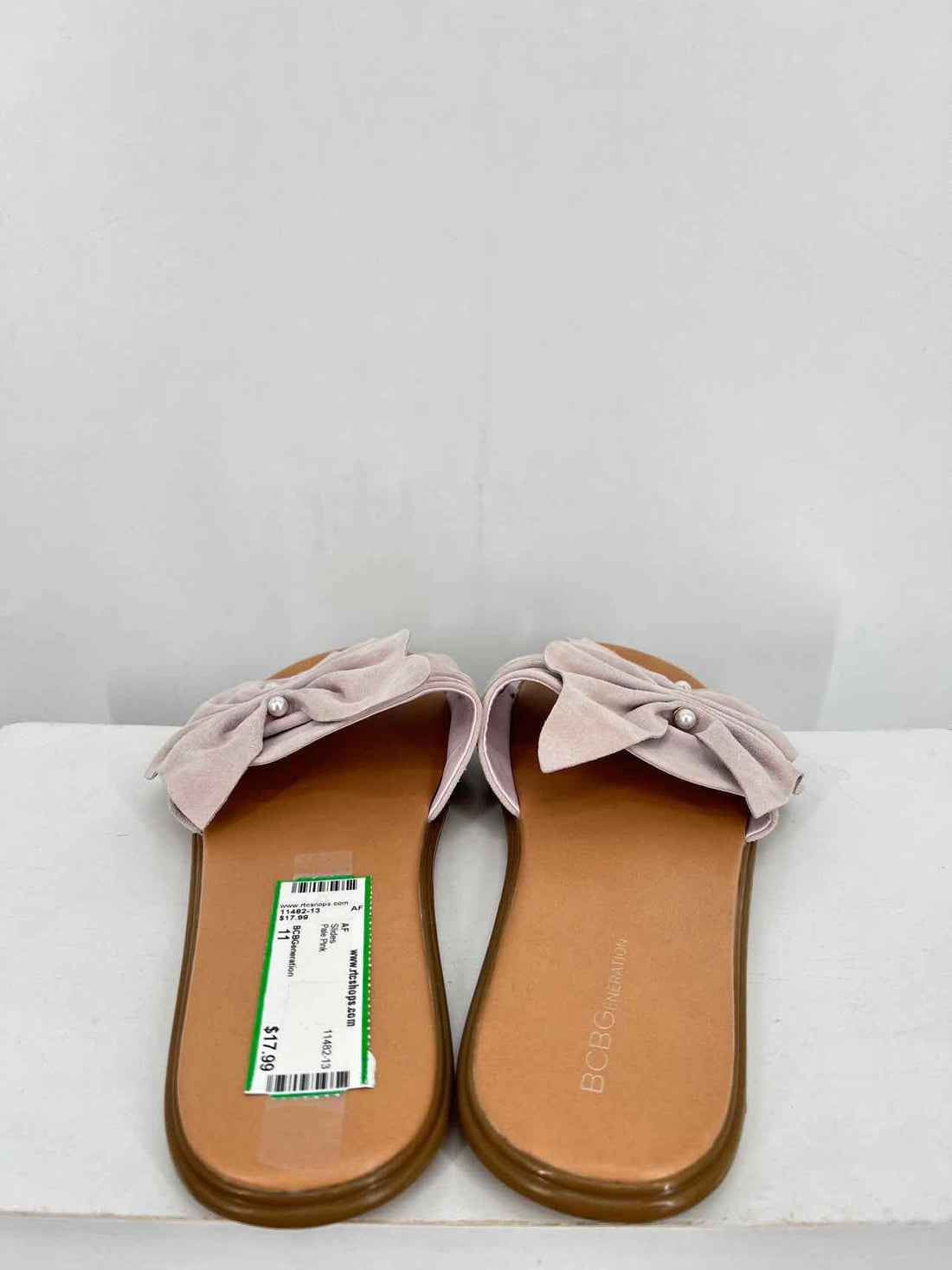 BCBGeneration Women Size 11 Pale Pink Slides