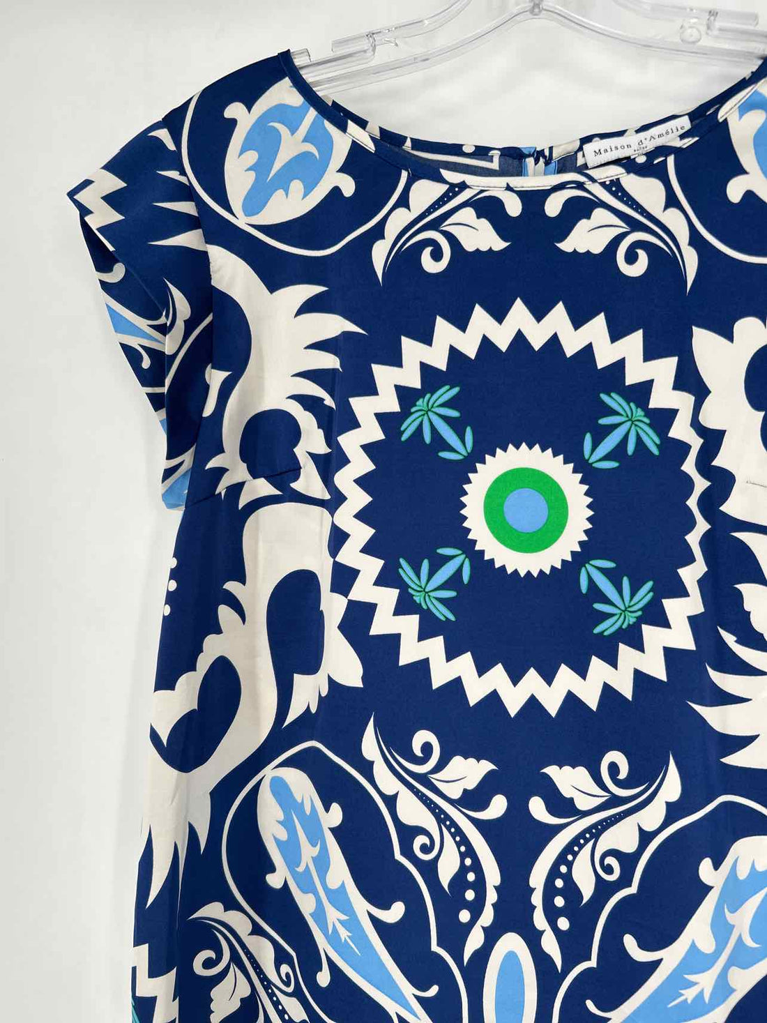 Maison D'Amelie Size S Navy & White Print Short Sleeve