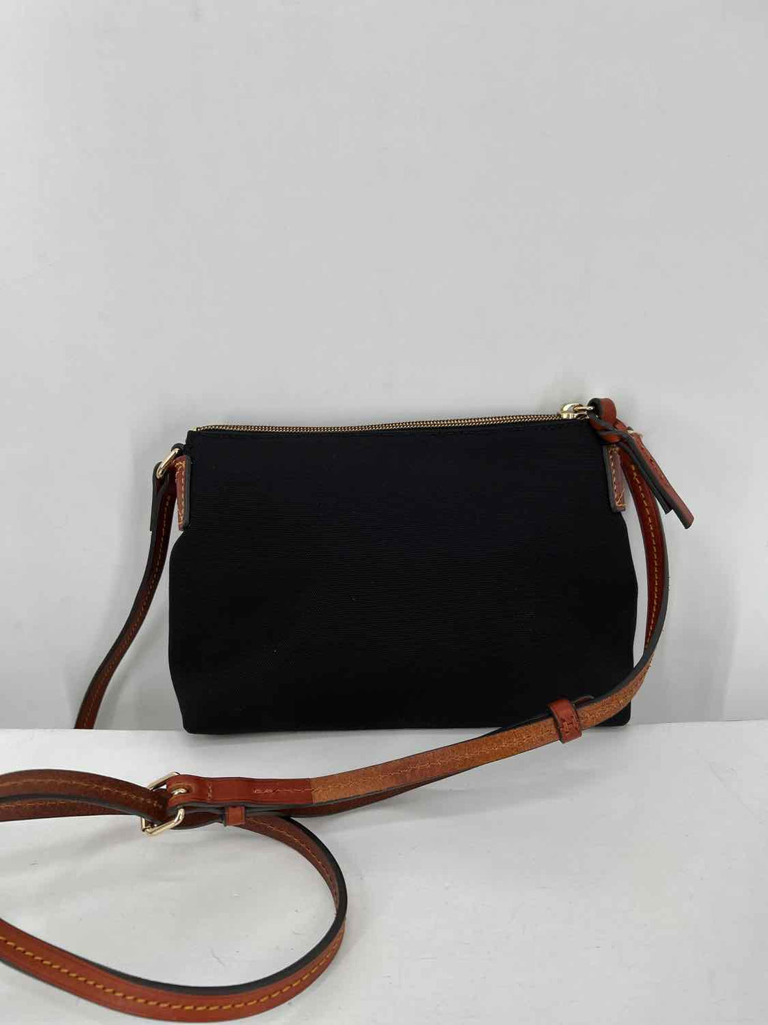 Dooney & Bourke Black Nylon Pre Owned Crossbody