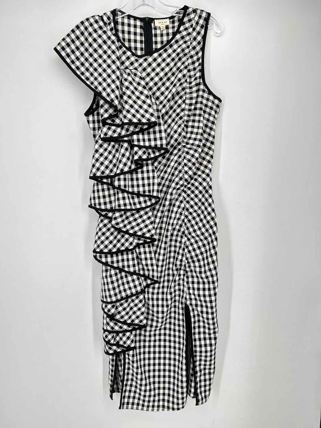 Tea & Cup Size M Black & White Gingham NWT Dress
