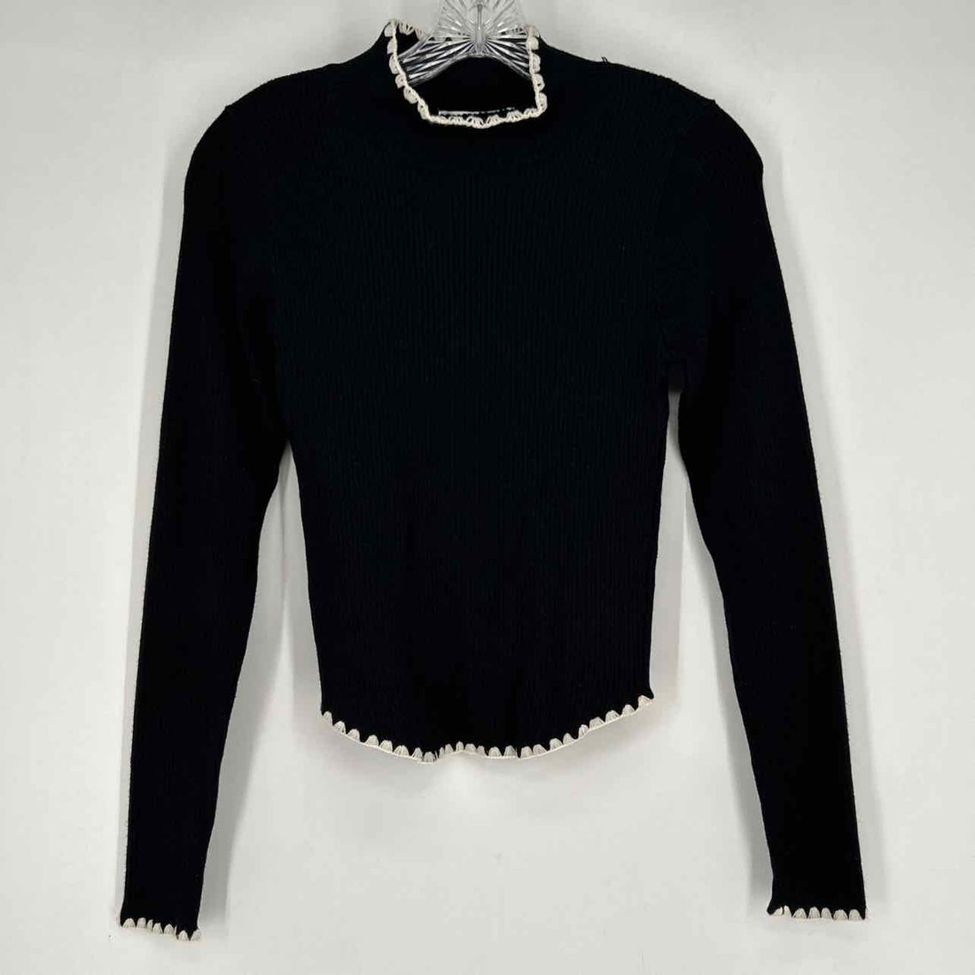 Heartloom Size S Black NWT Long Sleeve