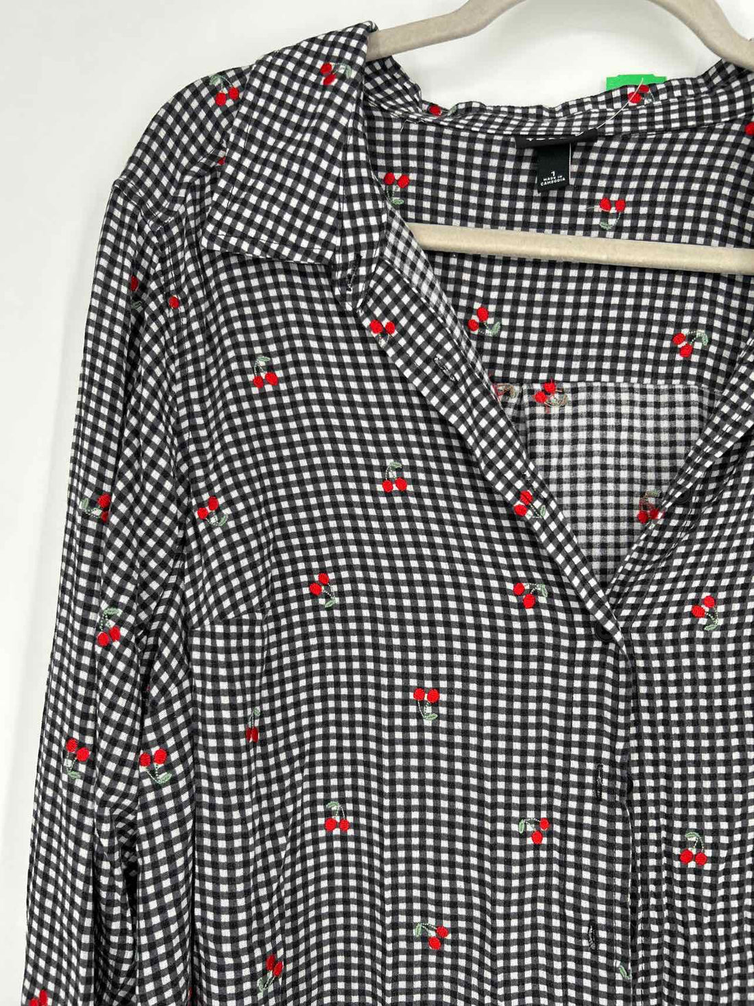 Torrid Size 1X Checkered Embroidered Long Sleeve Top/Blouse