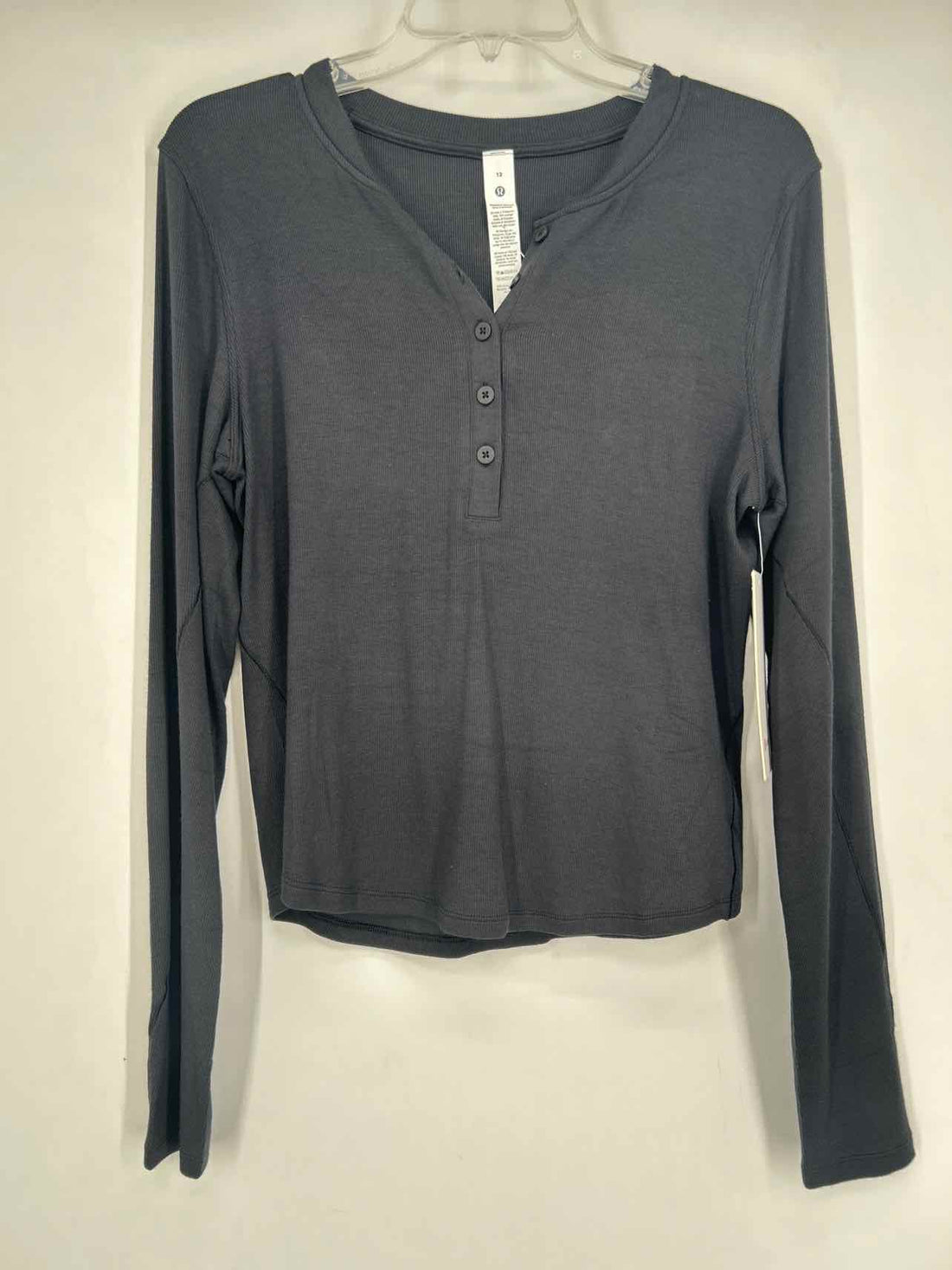 Lululemon Size 12 Black NWT Active Tops