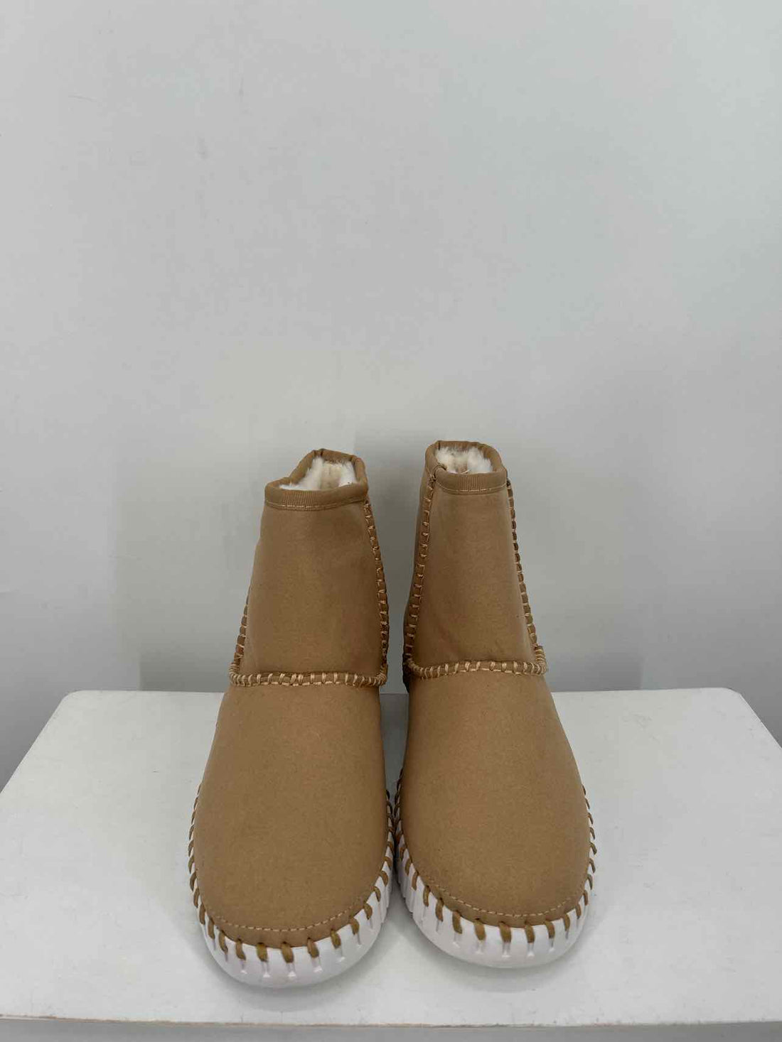 Ilse Jacobsen Women Size 39 Camel Ankle Boot