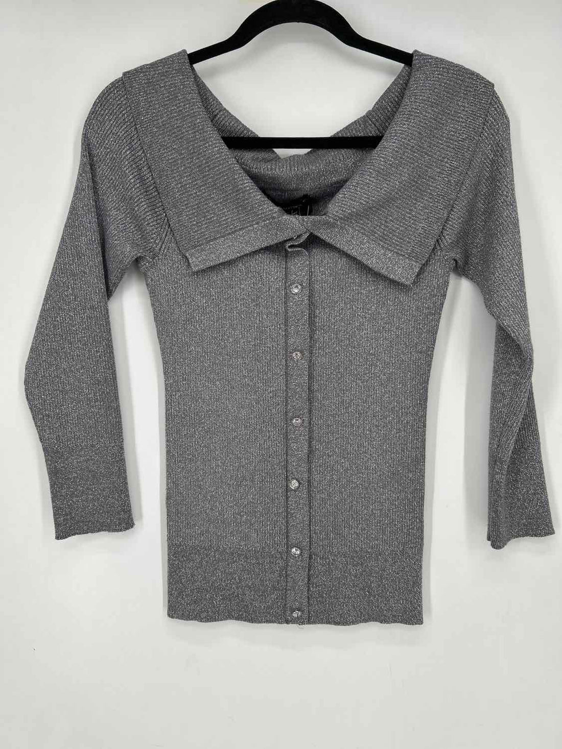 New York & Company M Silver Sweater NWT Holiday