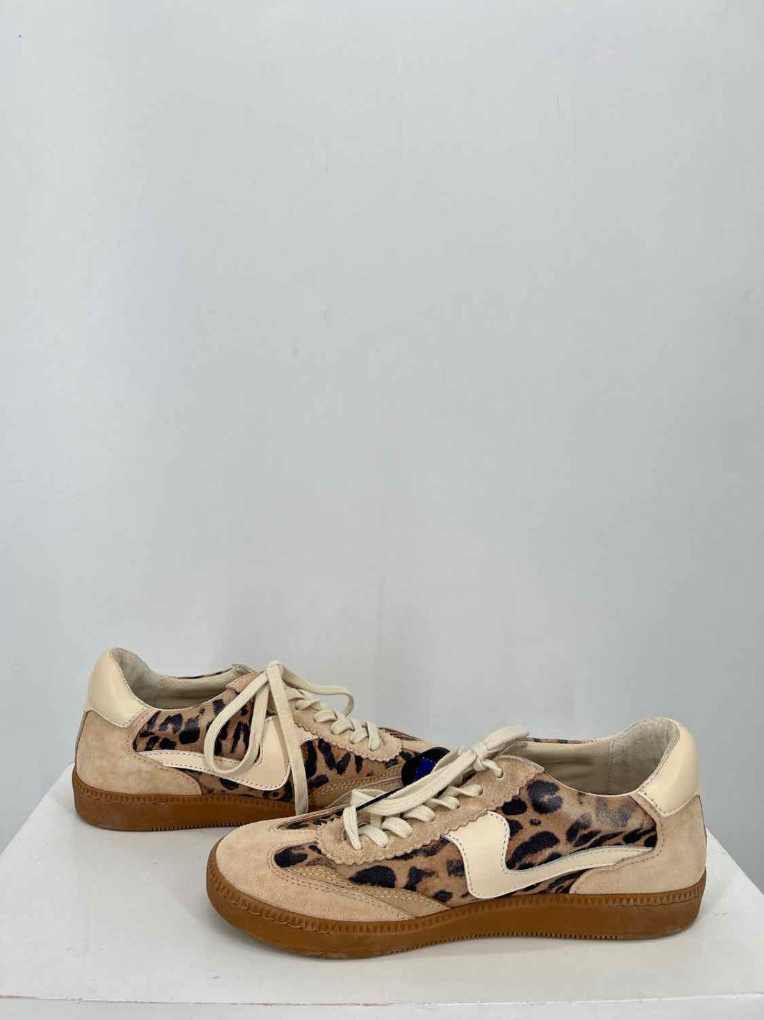 Dolce Vita Notice Women Size 7.5 Beige Leopard Sneakers