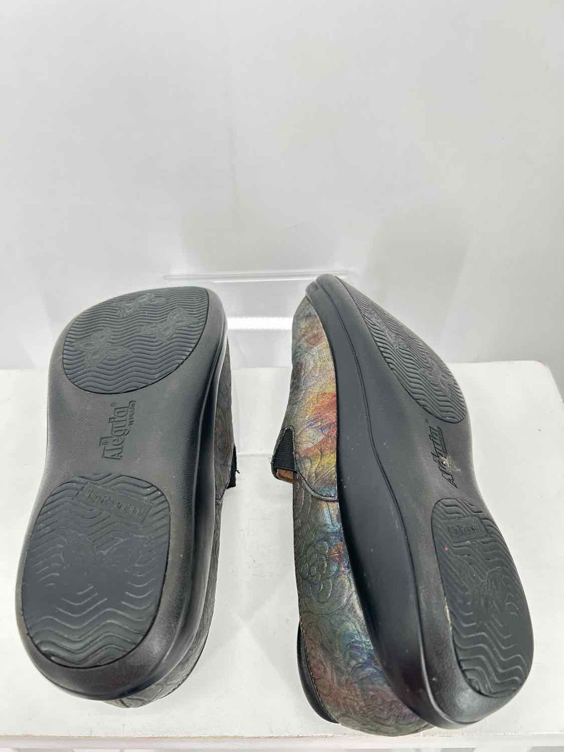 Alegria Women Size 39 Gray Multi Color Clogs