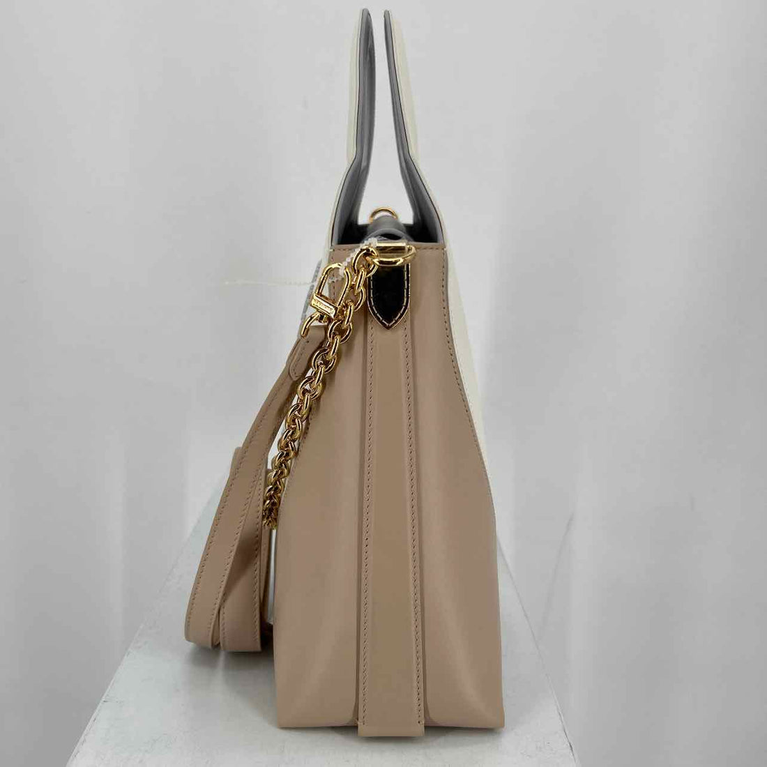 Tiffany & Co White Leather NWT LUXURY