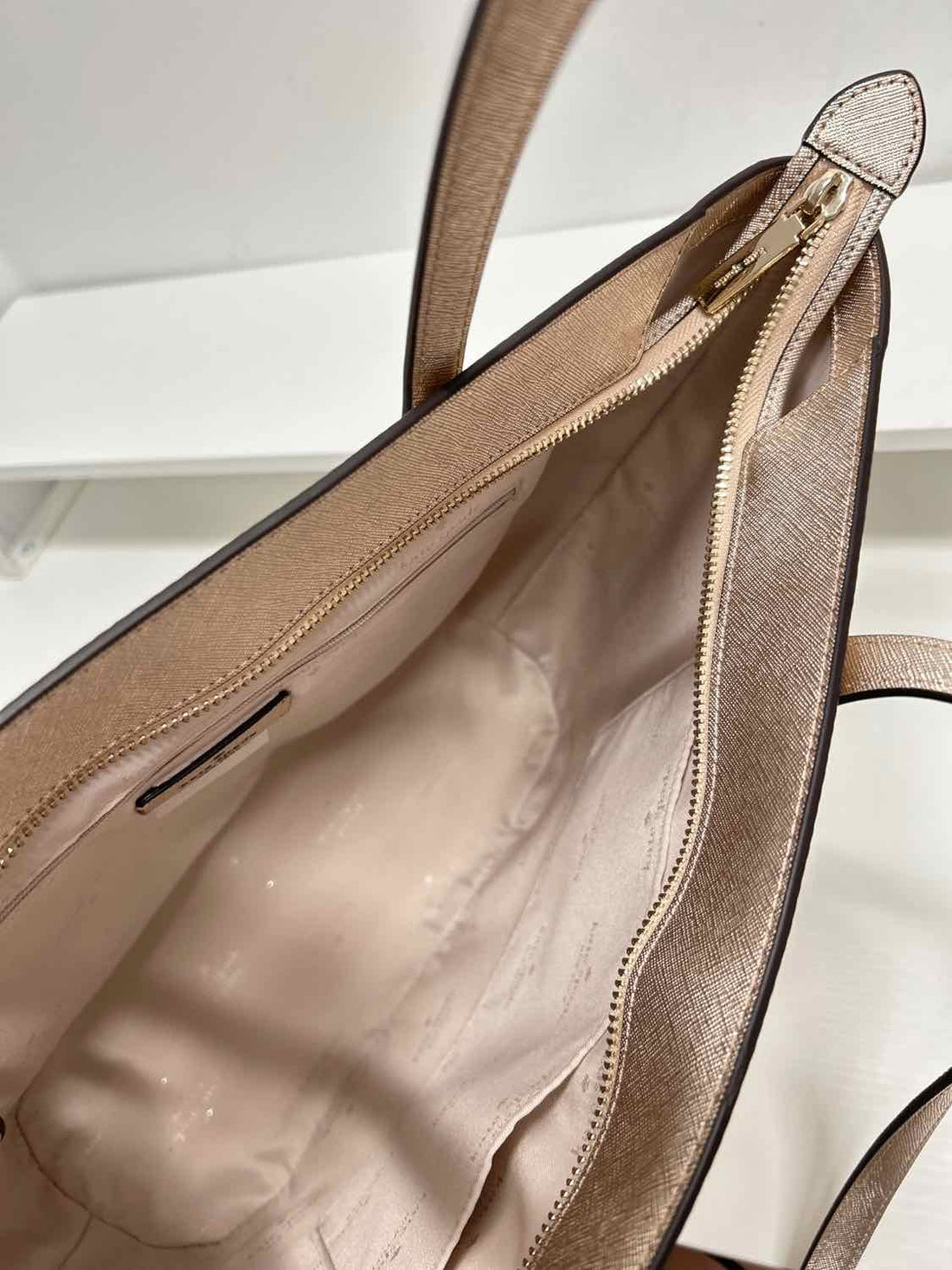 Kate Spade Gold Glitter Pre Owned Tote