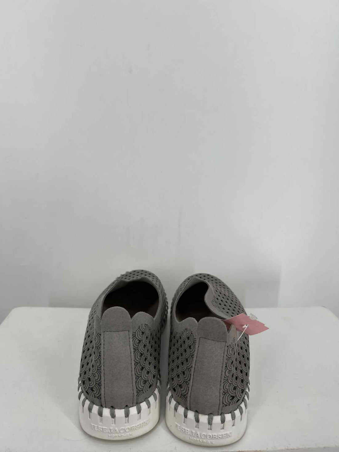 Ilse Jacobsen Women Size 39 (8.5-9) Gray Perforated Sneakers