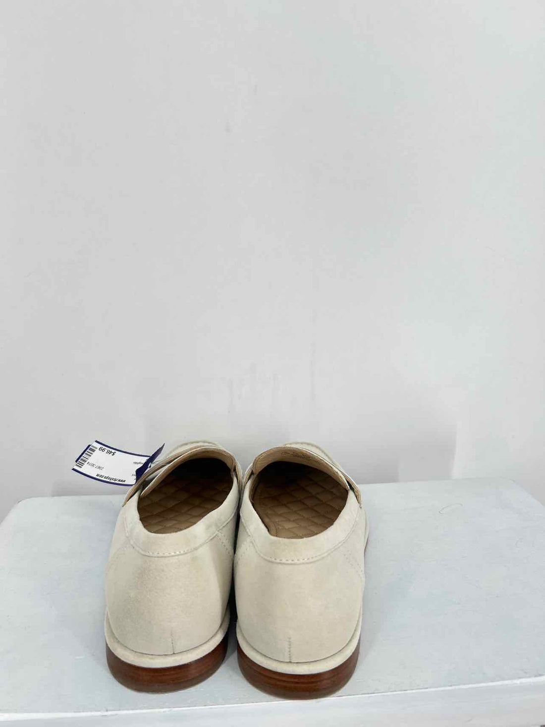 J McLaughlin Women Size 7.5 Cream Loafers